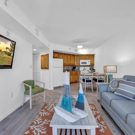Beachfront, Spacious King Suite With Resort Access, Free Parking! Myrtle Beach Exterior foto