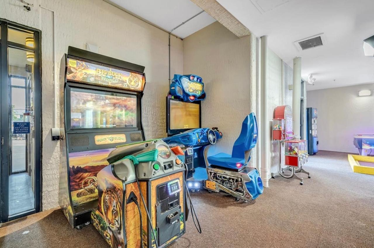 Beachfront, Spacious King Suite With Resort Access, Free Parking! Myrtle Beach Exterior foto